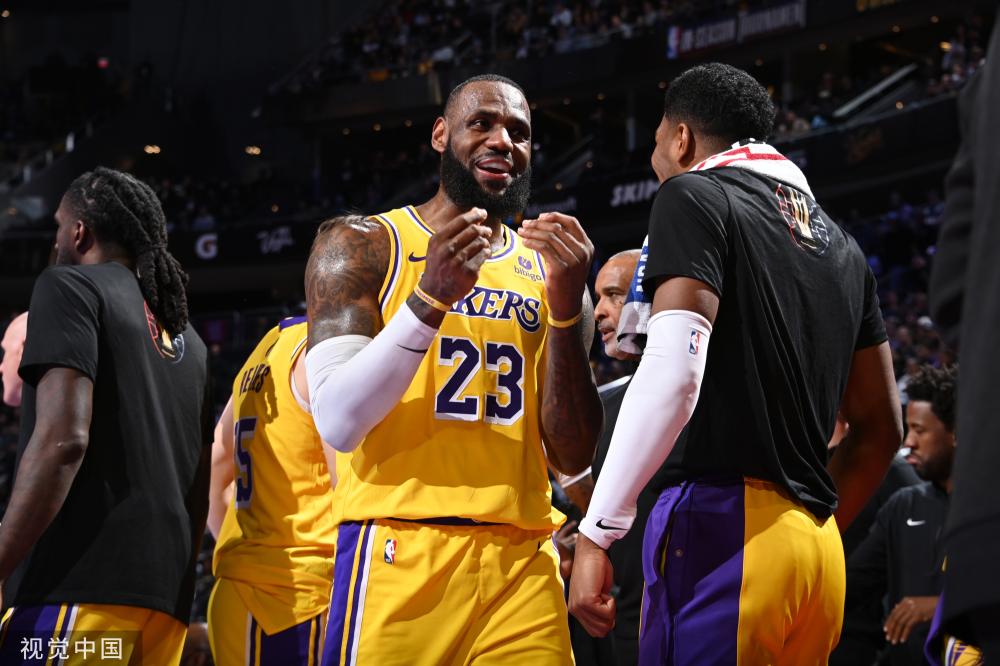 这种逆境中 这种逆境中