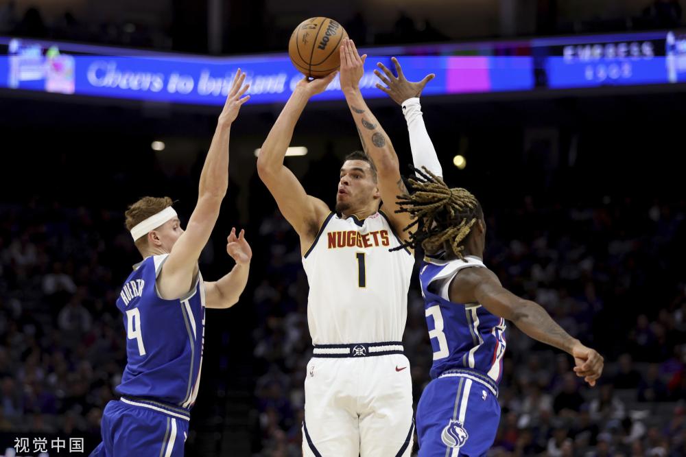 足球发展的 足球发展的